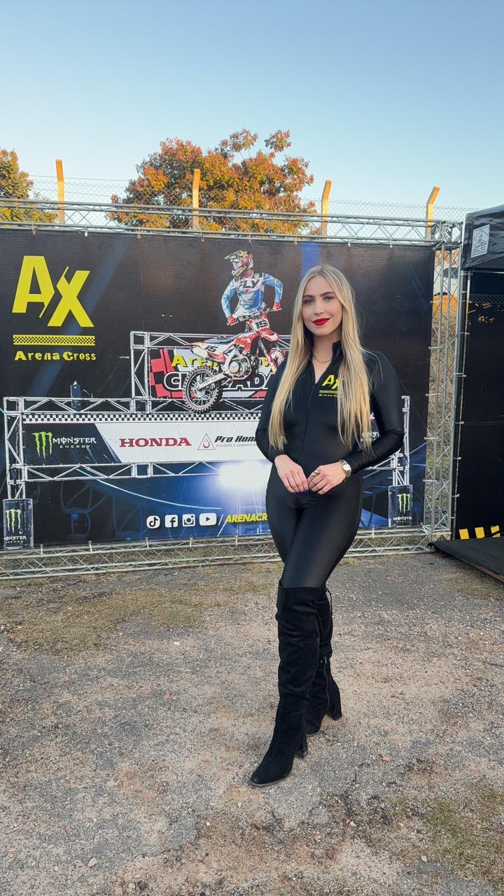 Flávia Falcade — foto 3
